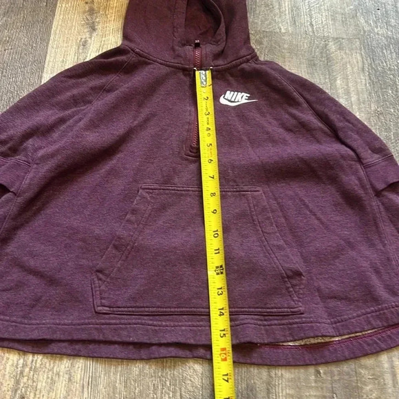 Nike’s 1/2 Zip Swing Poncho Hoodie Short Sleeve Sweatshirt, Size sp - Picture 6 of 8